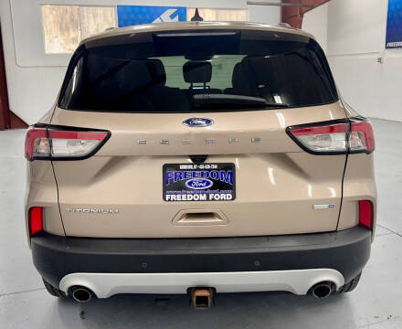 2020 Ford Escape Titanium