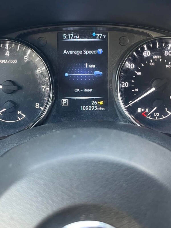 2017 Nissan Rogue SV