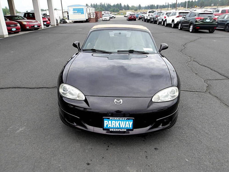 2004 Mazda MX-5 Miata