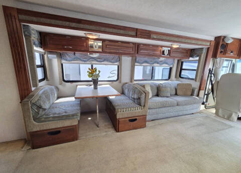 2004 Fleetwood Southwind