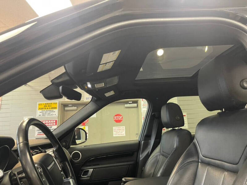 2018 Land Rover Discovery SE