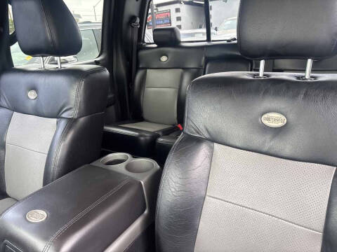 2005 Ford F-150 Lariat