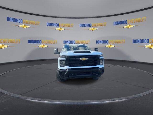 2026 Chevrolet Silverado 3500HD CC Work Truck