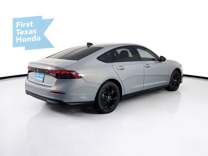 2025 Honda Accord SE