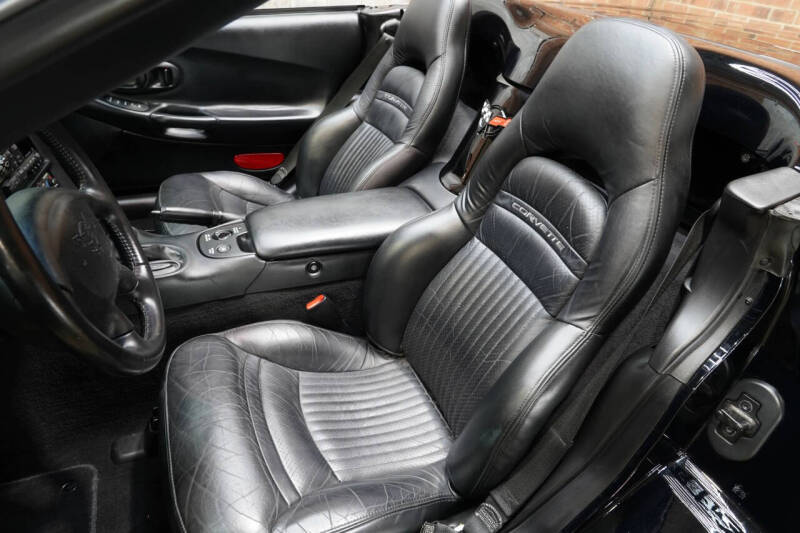 2004 Chevrolet Corvette