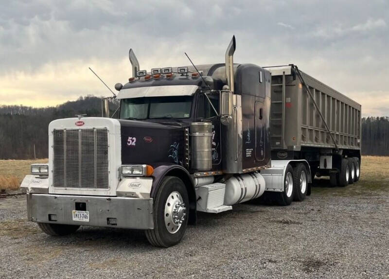 2002 Peterbilt 379 for sale at Vehicle Network - Fannon Land & Auction in Apex VA