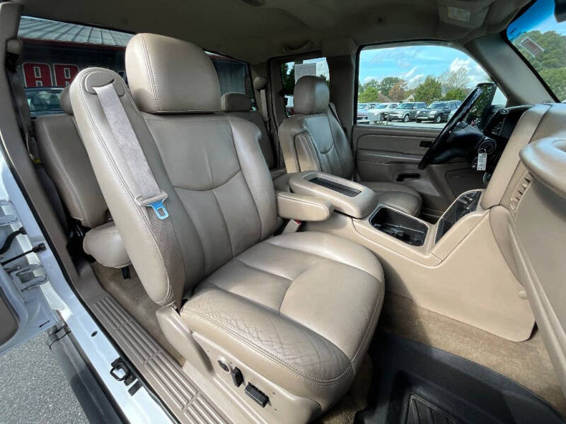 2005 GMC Sierra 2500HD