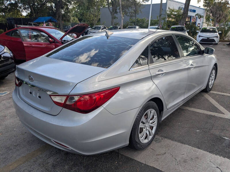 2011 Hyundai Sonata GLS