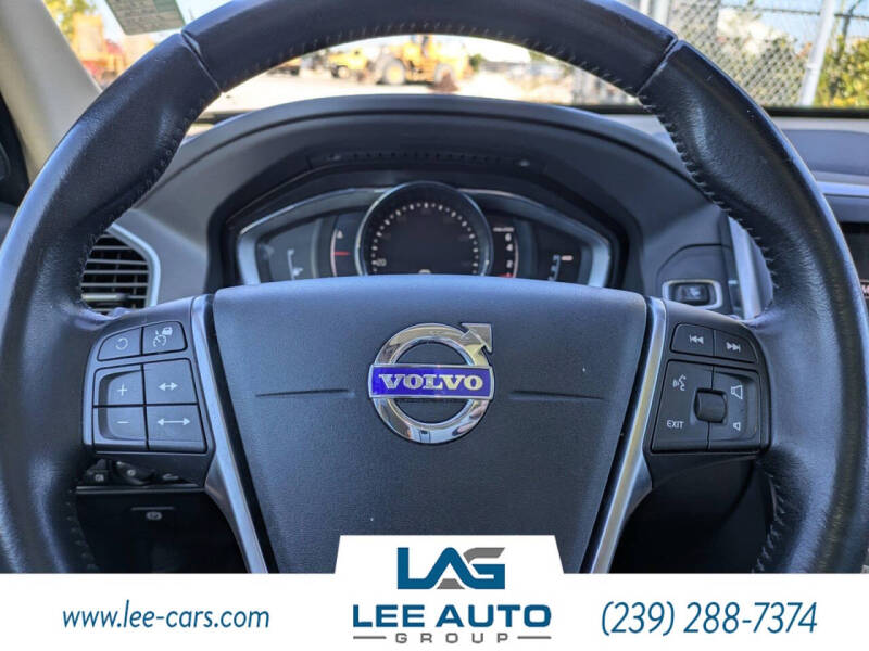 2017 Volvo XC60 T5 Inscription