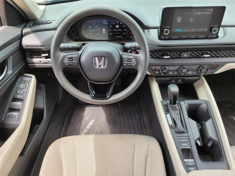 2025 Honda Accord SE