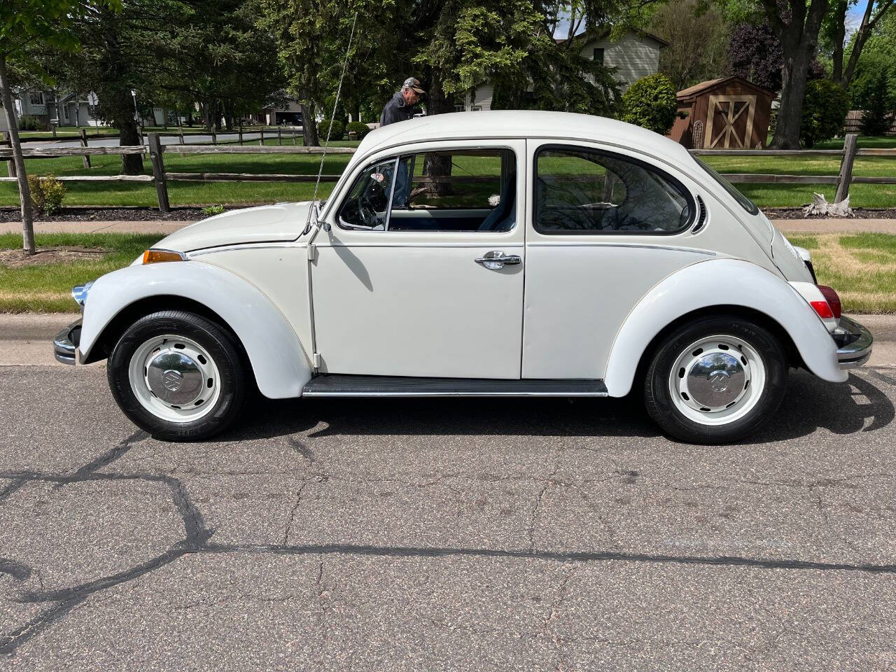 1972 Volkswagen Beetle 3