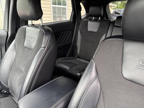 2019 Ford Edge ST
