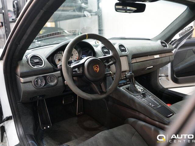 2023 Porsche 718 Cayman GT4 RS