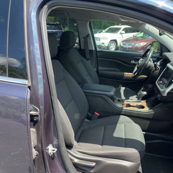 2018 GMC Acadia SLE-2