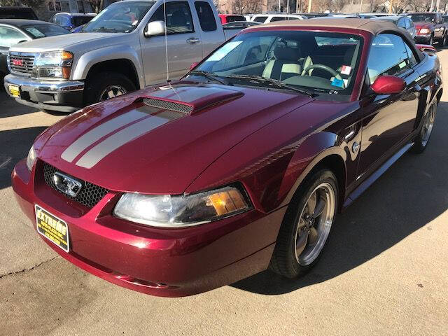2004 Ford Mustang GT Deluxe