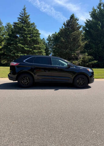 2022 Ford Edge