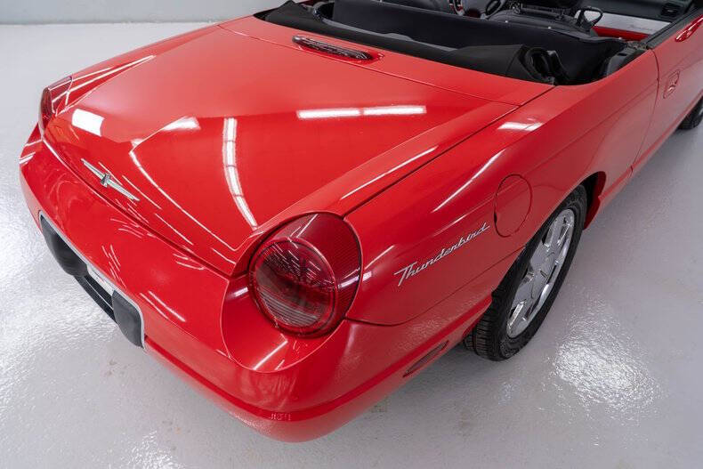 2003 Ford Thunderbird