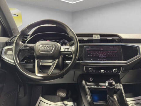 2022 Audi Q3 quattro S line Prem Plus 45 TFSI