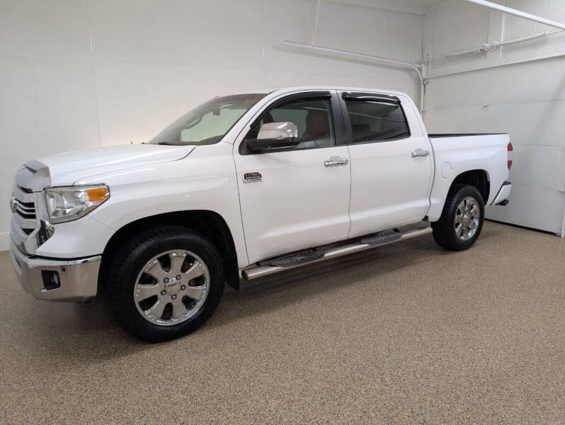 2014 Toyota Tundra Platinum's photo
