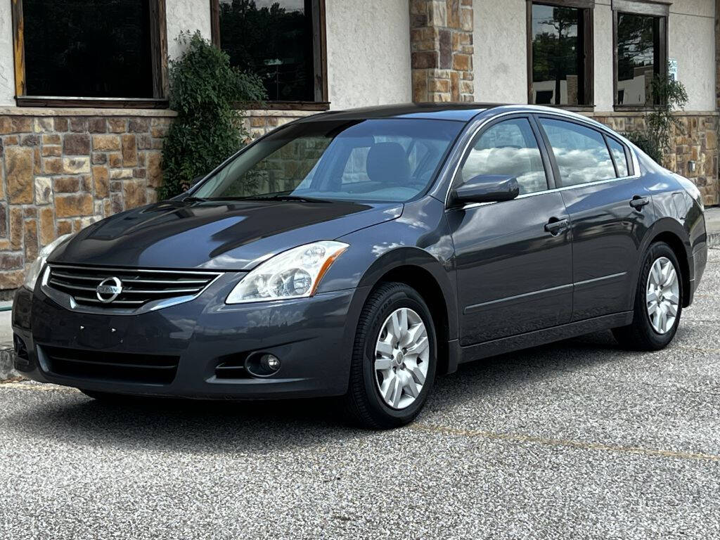 grey 2010 nissan altima