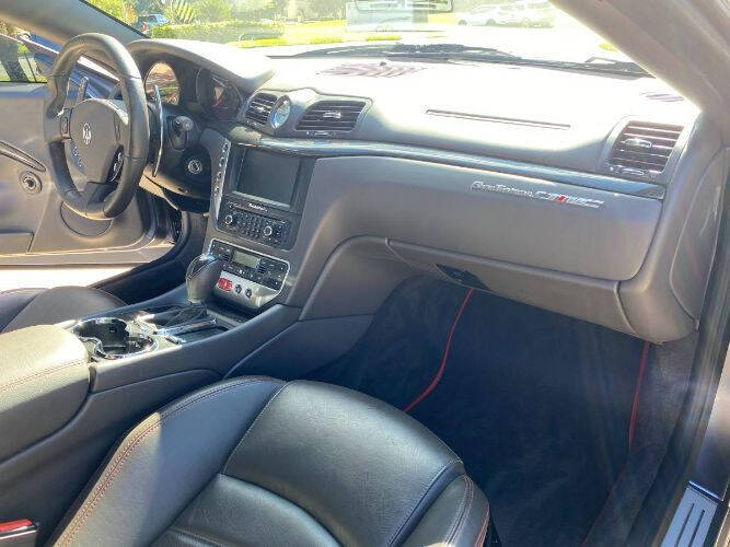 2014 Maserati Gran Turismo