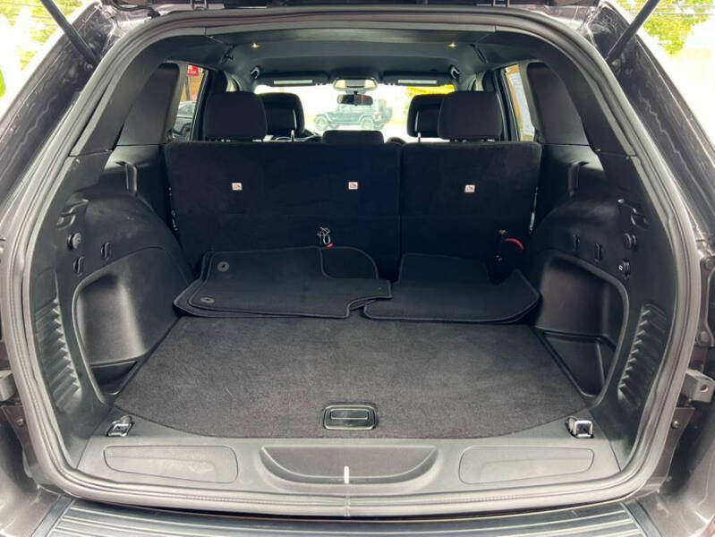 2021 Jeep Grand Cherokee Laredo E