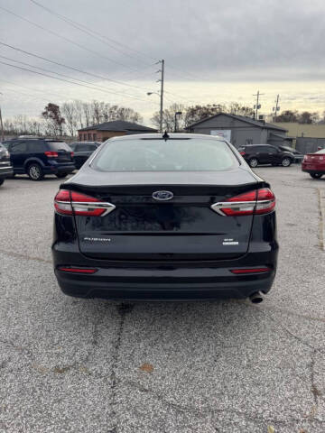 2019 Ford Fusion SEL
