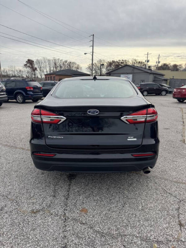 2019 Ford Fusion SEL