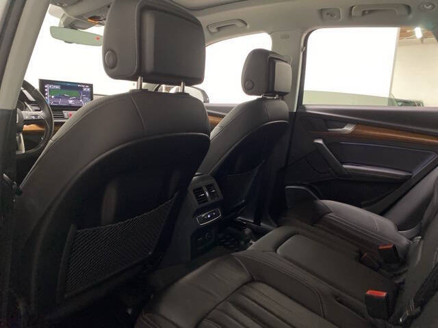 2023 Audi Q5 quattro Premium Plus 40 TFSI