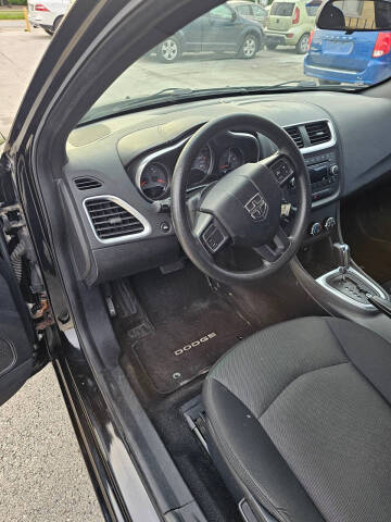 2012 Dodge Avenger SE V6
