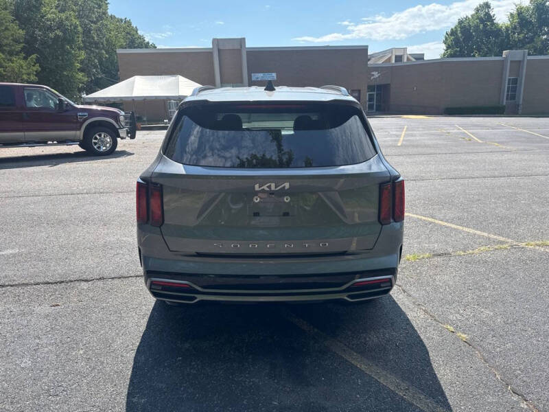 2022 Kia Sorento S