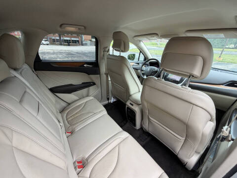 2019 Lincoln MKC Select
