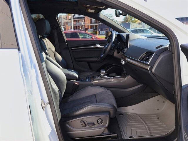 2022 Audi SQ5 3.0T quattro Premium Plus