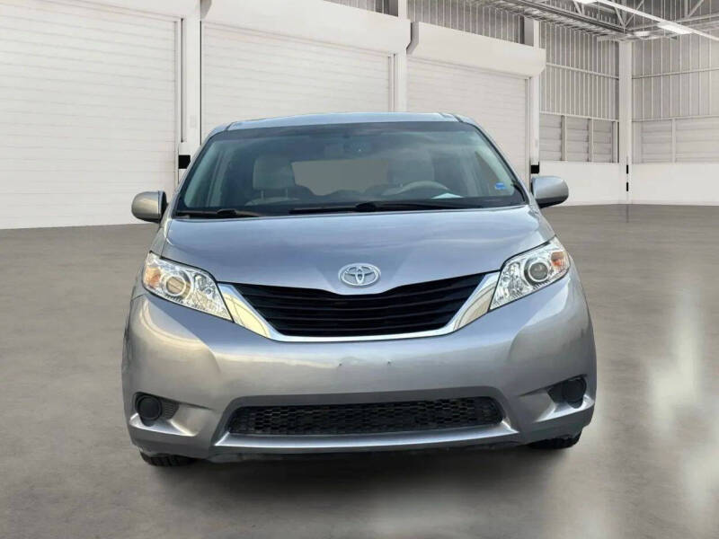 2011 Toyota Sienna