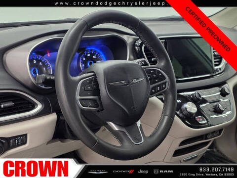 2024 Chrysler Pacifica Touring L