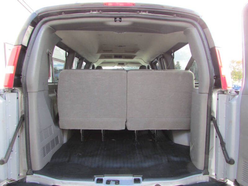 2016 Chevrolet Express LS 2500