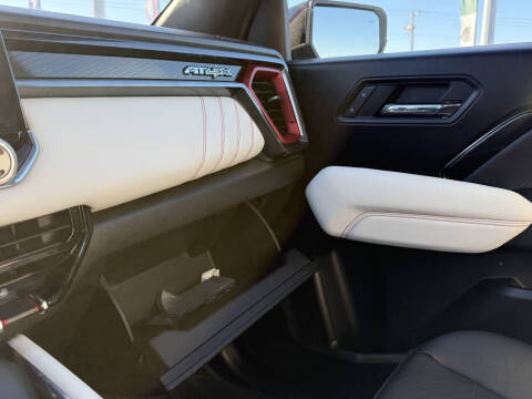 2023 GMC Canyon AT4X