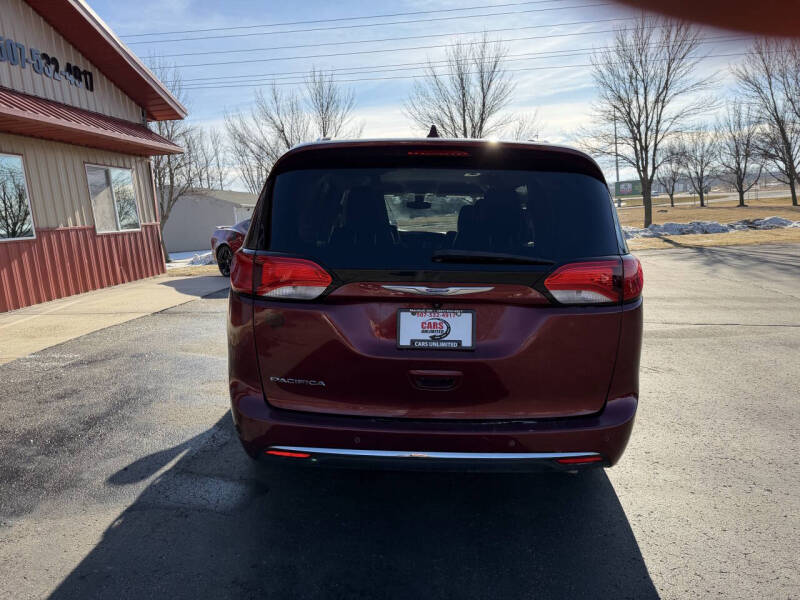 2018 Chrysler Pacifica Touring L Plus