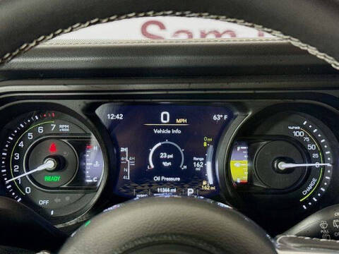 2025 Jeep Wrangler Sahara 4xe