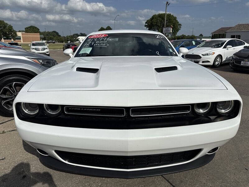 2015 Dodge Challenger SXT