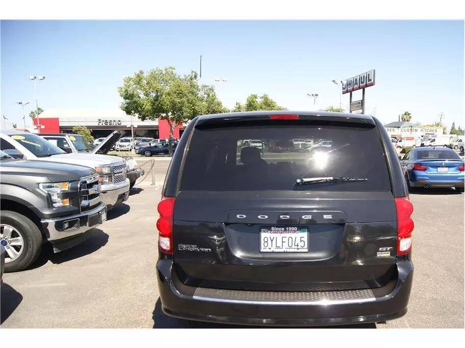 2019 Dodge Grand Caravan for sale at Auto Plaza in Fresno, CA