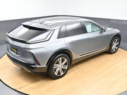 2024 Cadillac LYRIQ Tech
