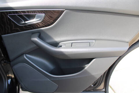 2021 Audi Q8 quattro Premium 55 TFSI