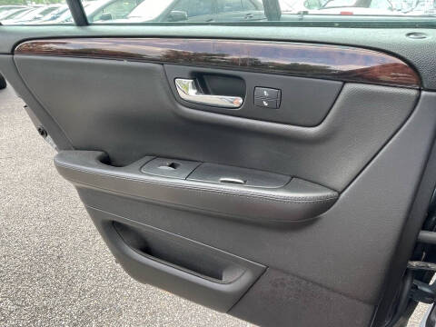 2011 Cadillac DTS Premium Collection