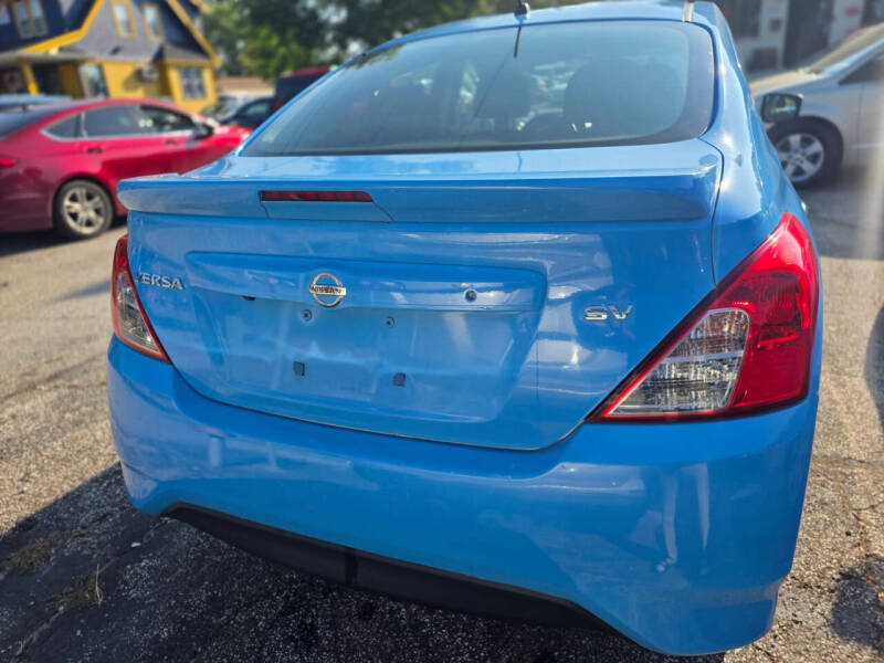 2019 Nissan Versa