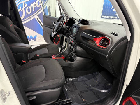 2015 Jeep Renegade Trailhawk