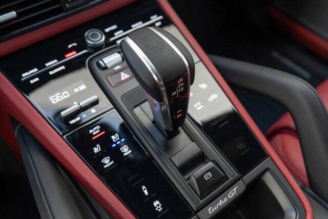 2023 Porsche Cayenne 18