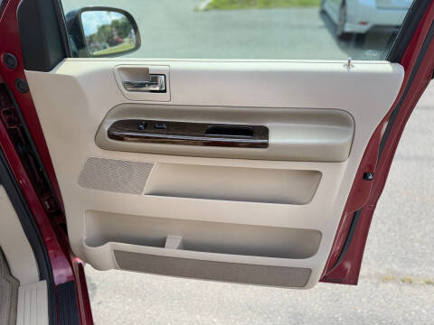 2005 Mercury Monterey Luxury