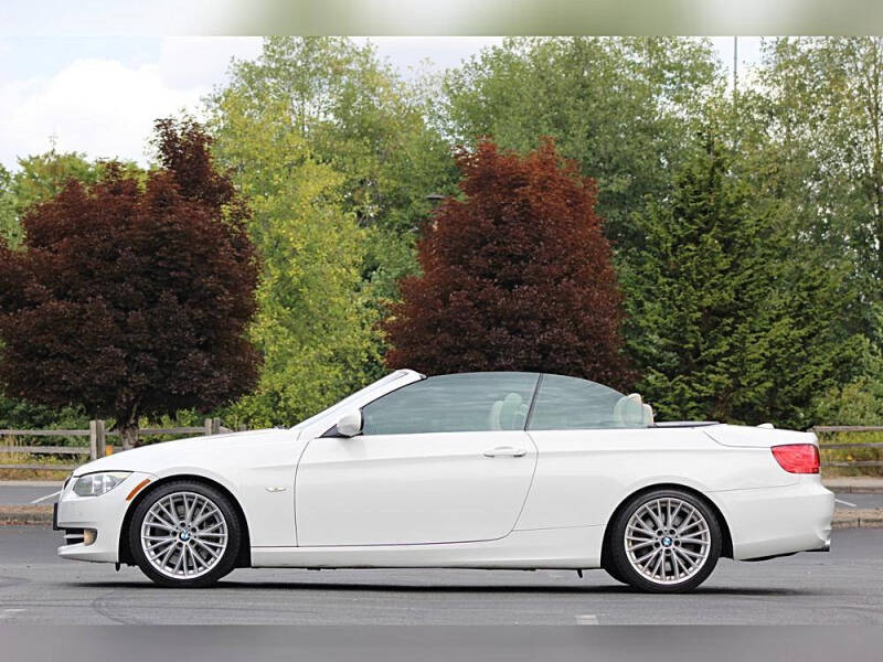 2011 BMW 3 Series 335i