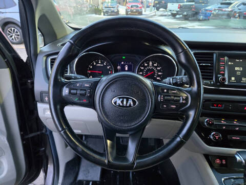 2017 Kia Sedona LX